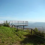 Dedovite Kashti