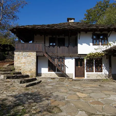 Dedovite Kashti 3* Stefanovo (Lovech)