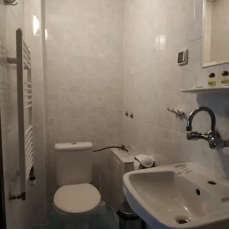 ゲストハウス Dedovite Kashti Stefanovo